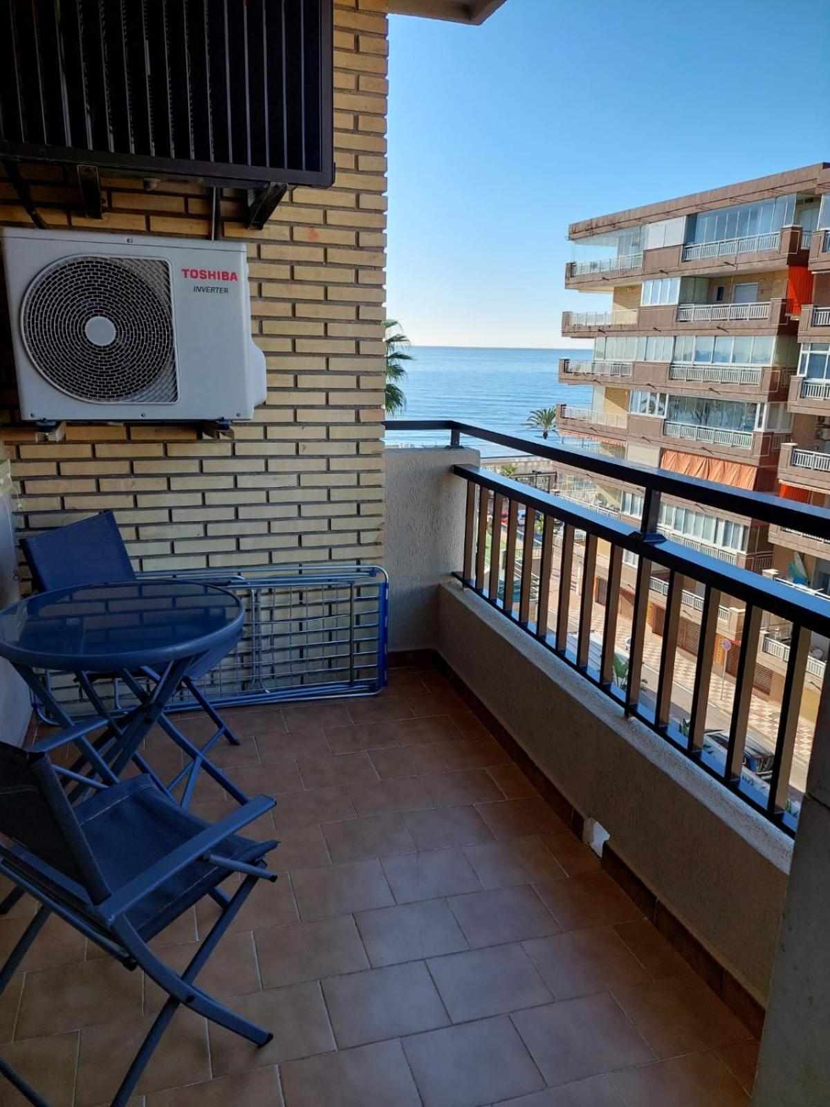 Apartamento Ronda 4 Boliches Primera Linea De Playa Fuengirola Esterno foto